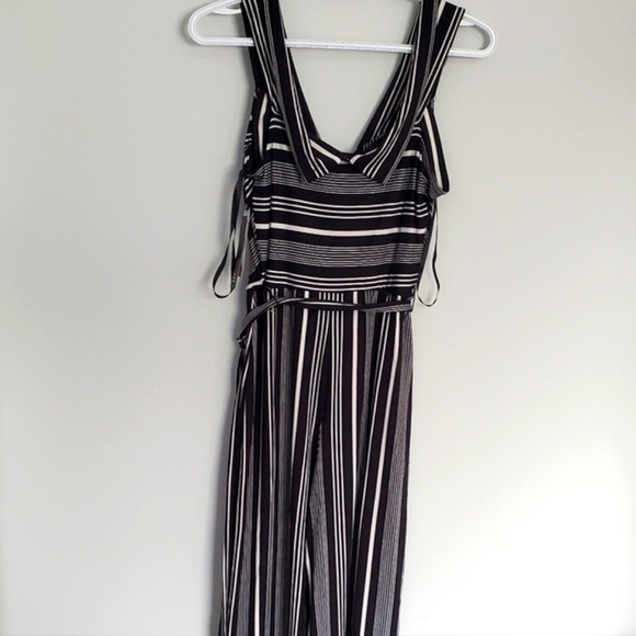 BCX Juniors' Striped Off-The-Shoulder Jumpsuit - Picture 5 of 15